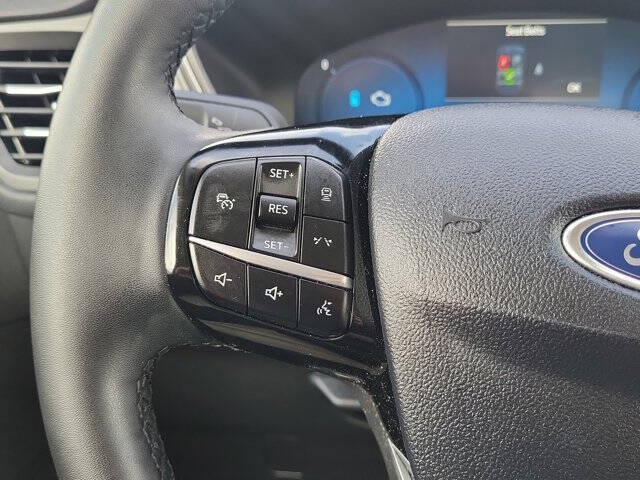 2024 Ford Escape Hybrid Platinum