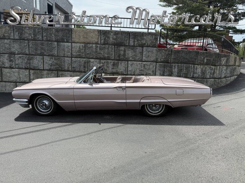 1964 Ford Thunderbird