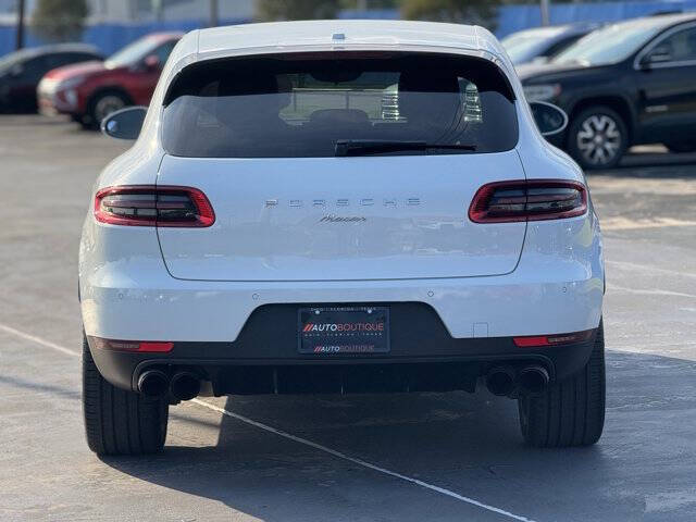 2018 Porsche Macan