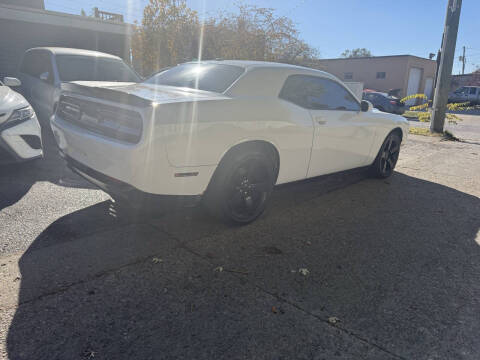 2018 Dodge Challenger SXT