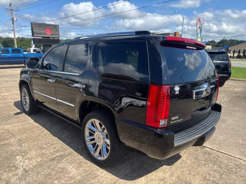 2011 Cadillac Escalade Platinum Edition