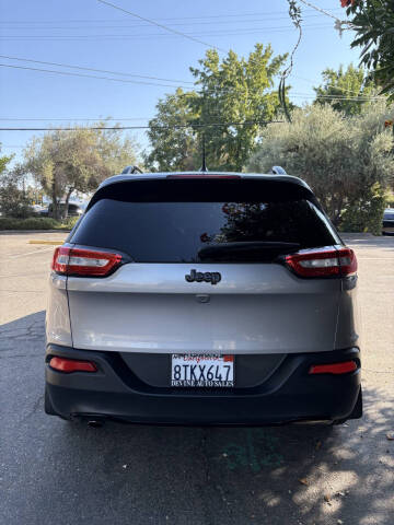 2018 Jeep Cherokee Latitude