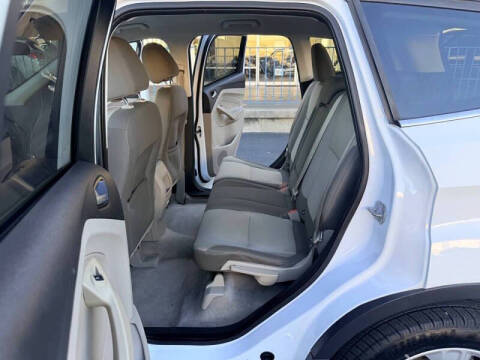 2015 Ford Escape SE