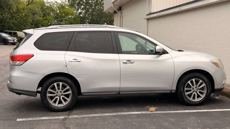 2015 Nissan Pathfinder SV