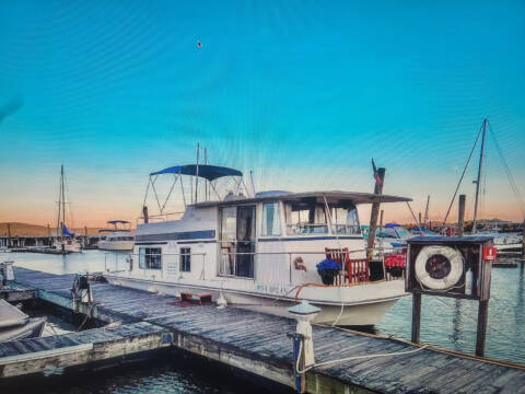 1971 TROJAN HOUSE BOAT for sale at Bel Air Auto Sales in Milford CT