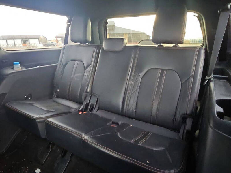 2022 Ford Expedition MAX Platinum