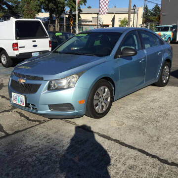 2011 Chevrolet Cruze for sale at Longoria Motors in Portland OR