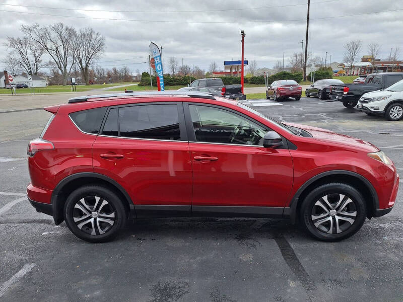2017 Toyota RAV4 LE