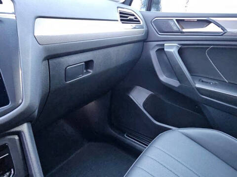 2024 Volkswagen Tiguan for sale at Karmart in Burlington WA