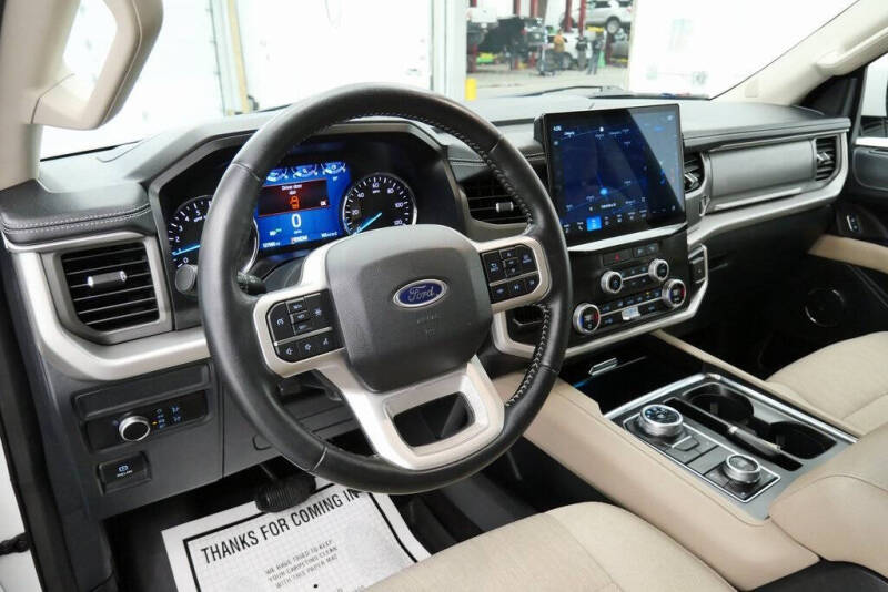 2022 Ford Expedition XLT