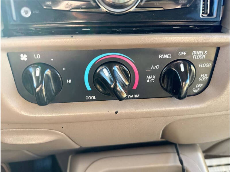 2000 Ford Expedition XLT