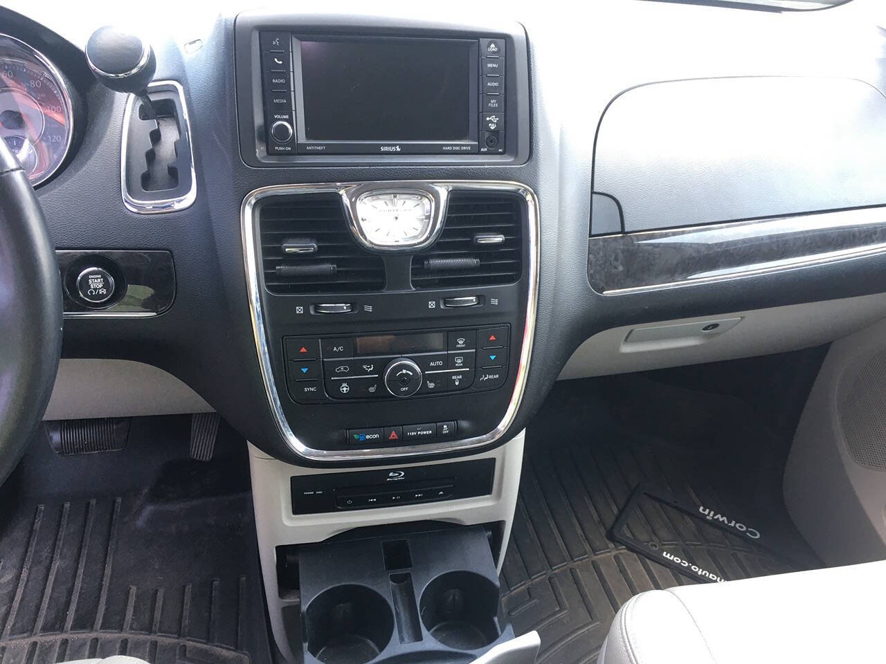 2015 Chrysler Town and Country for sale at Bob and Jill's Drive and Buy in Bemidji, MN