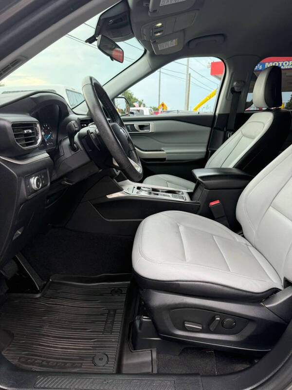 2021 Ford Explorer XLT