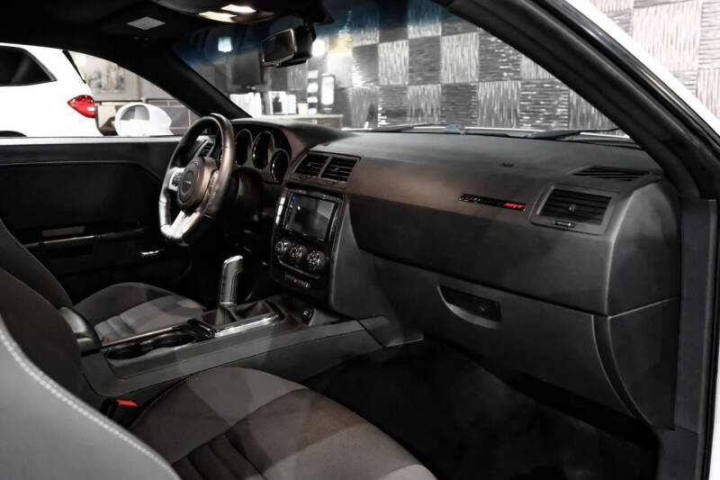 2013 Dodge Challenger SRT8 Core