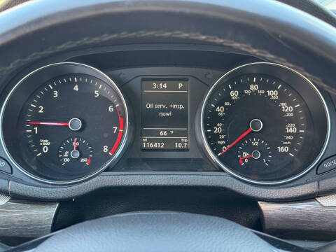 2016 Volkswagen Passat 1.8T SE