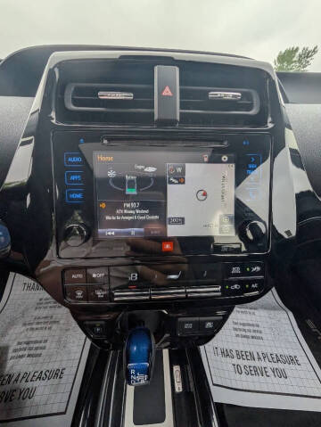 2016 Toyota Prius Three