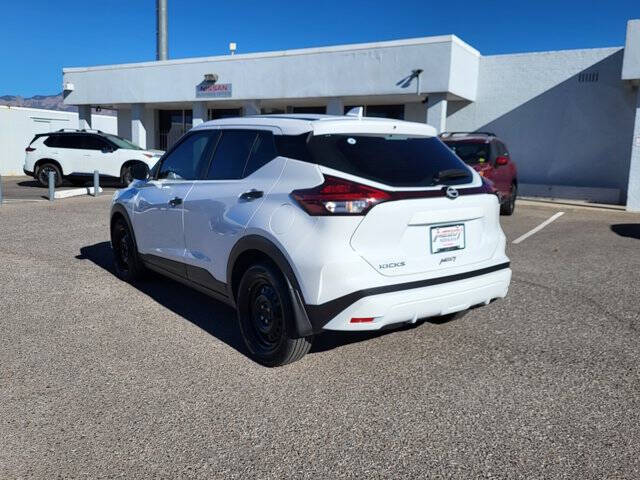 2024 Nissan Kicks S