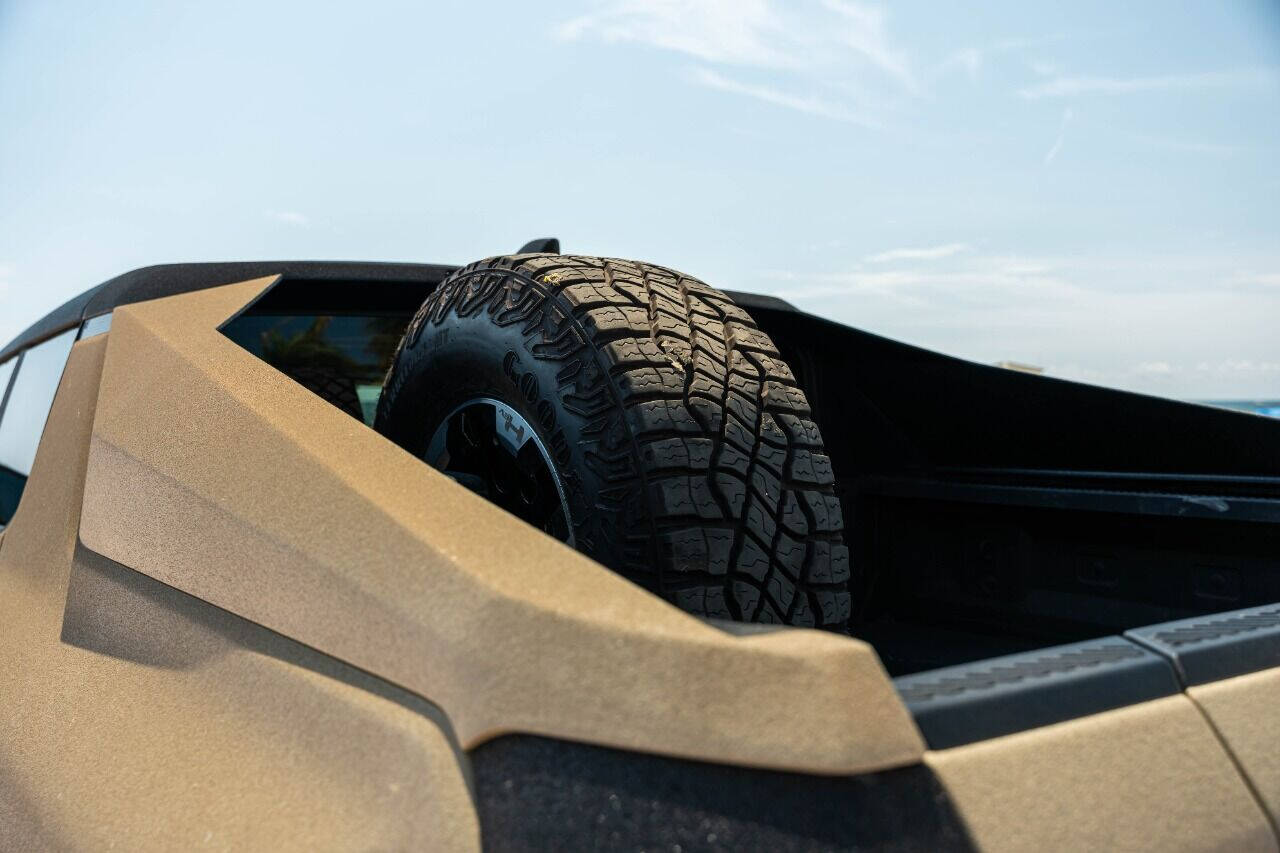 2022 GMC Hummer EV Pickup Pickup