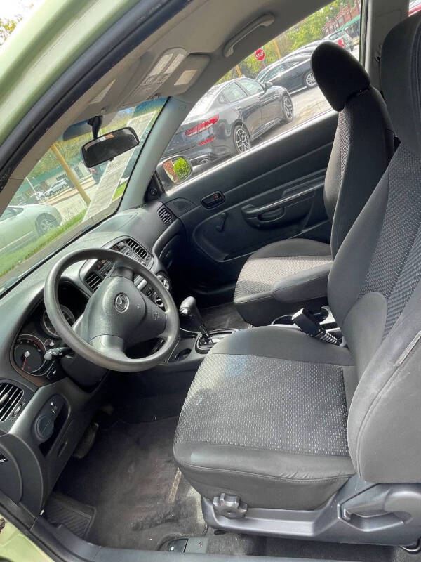 2011 Hyundai Accent GS