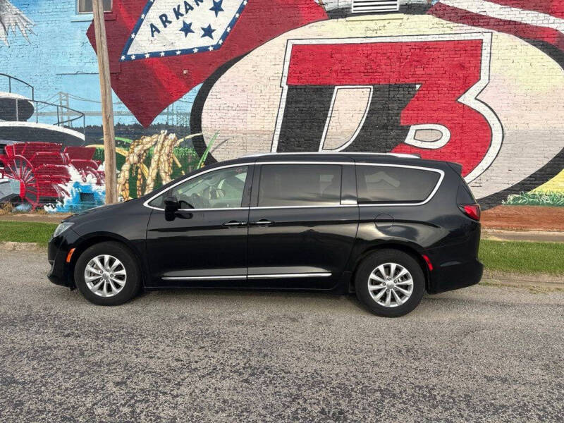 2019 Chrysler Pacifica Touring L
