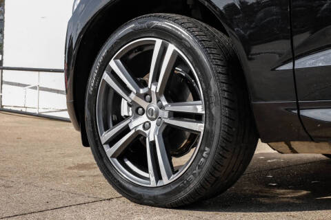 2021 Volvo XC60 T5 Momentum