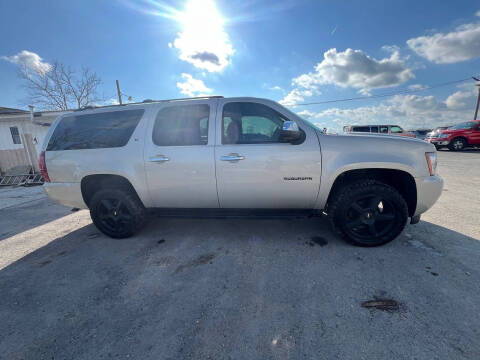 2013 Chevrolet Suburban LT
