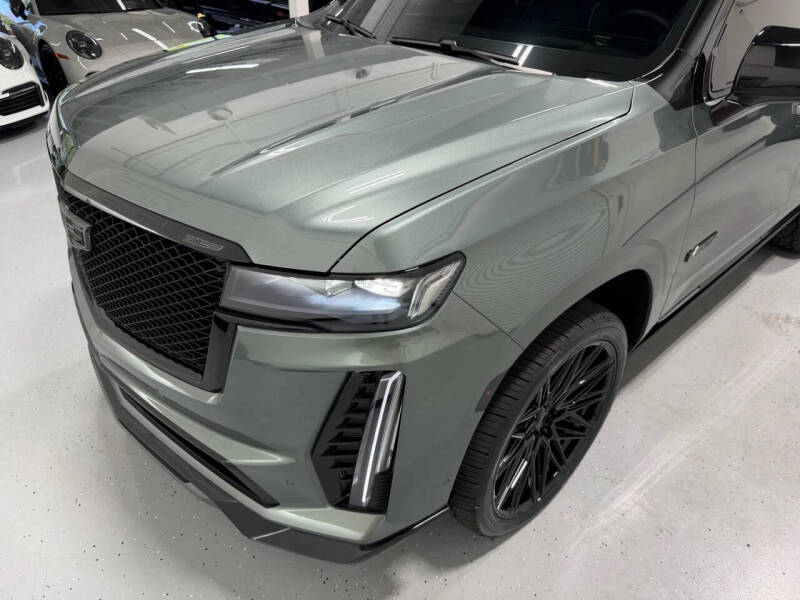 2024 Cadillac Escalade-V