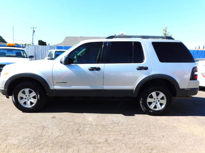 2006 Ford Explorer XLT
