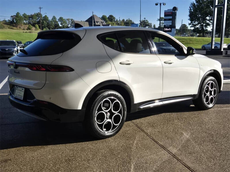 2024 Alfa Romeo Tonale Hybrid Ti