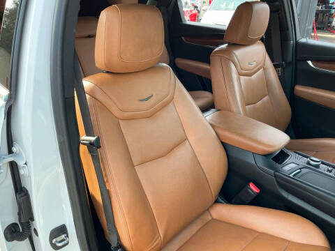 2021 Cadillac XT5 Premium Luxury