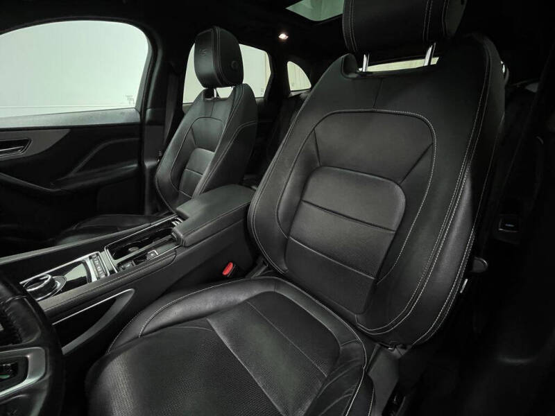 2018 Jaguar F-PACE S