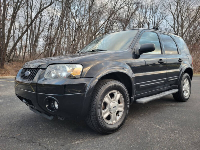 2007 Ford Escape for sale at Spectra Autos LLC in Akron OH