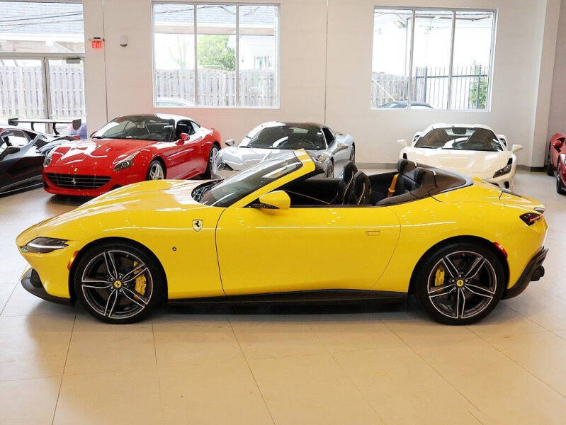 2025 Ferrari Roma Spider