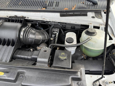 2010 Ford E-Series E-250