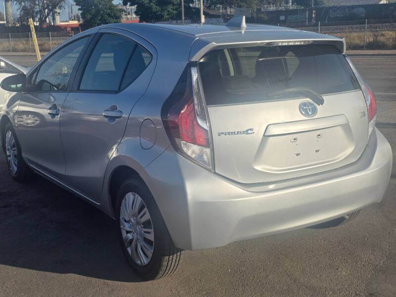 2015 Toyota Prius c Two