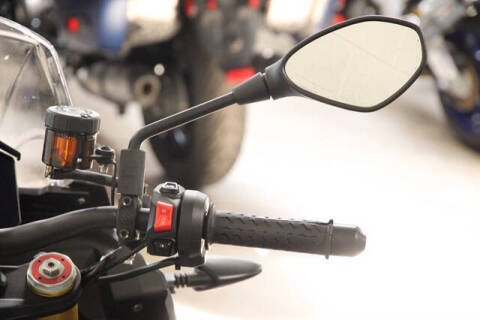 2021 Aprilia Tuono V4 1