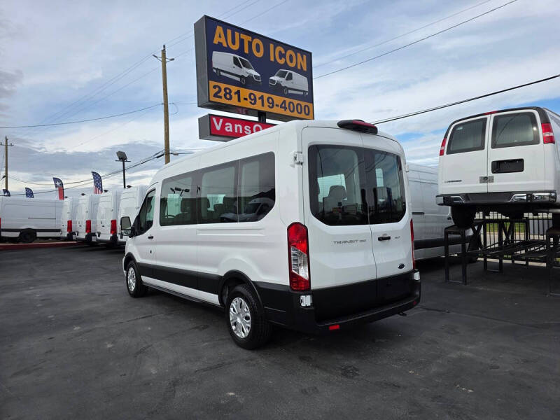 2023 Ford Transit 350 XLT