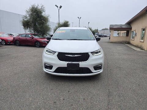 2024 Chrysler Pacifica Plug-In Hybrid
