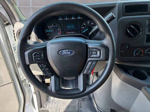 2024 Ford E-Series