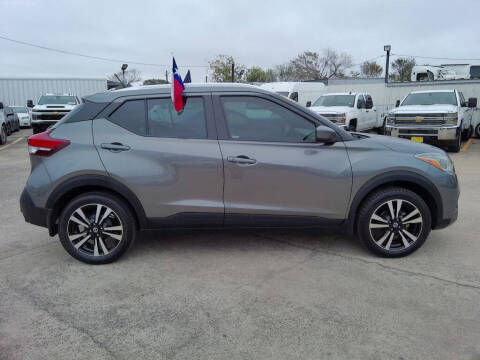 2019 Nissan Kicks S