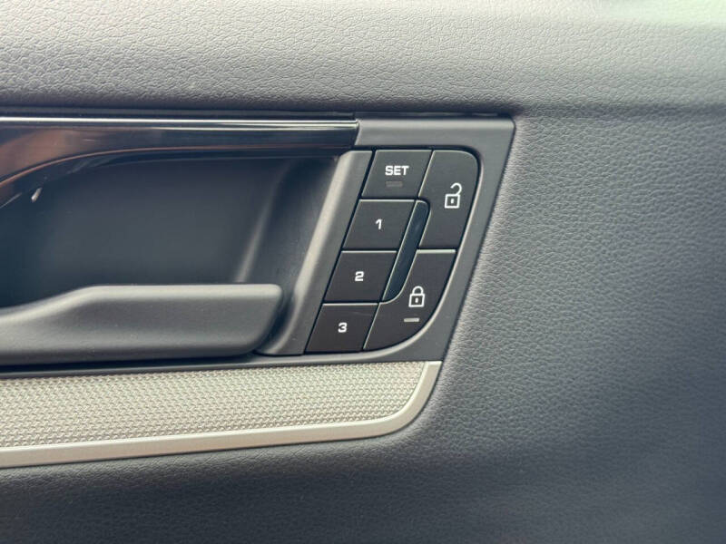 2024 Porsche Cayenne E-Hybrid