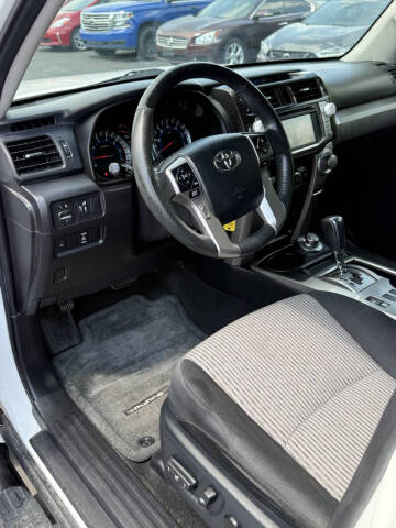 2017 Toyota 4Runner SR5