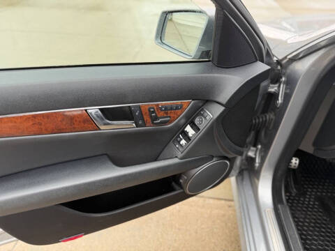 2011 Mercedes-Benz C-Class