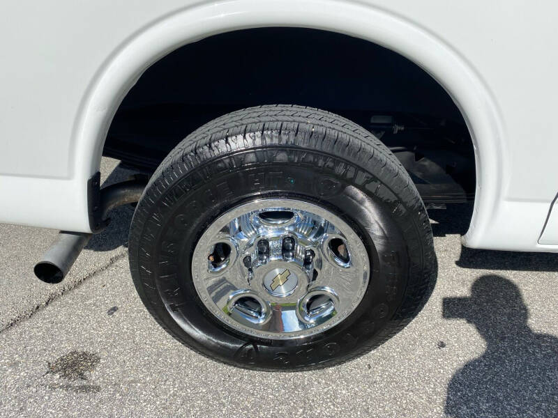 2020 Chevrolet Express 2500