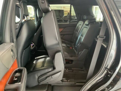 2019 Lincoln Navigator Select