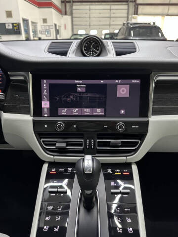 2024 Porsche Macan S