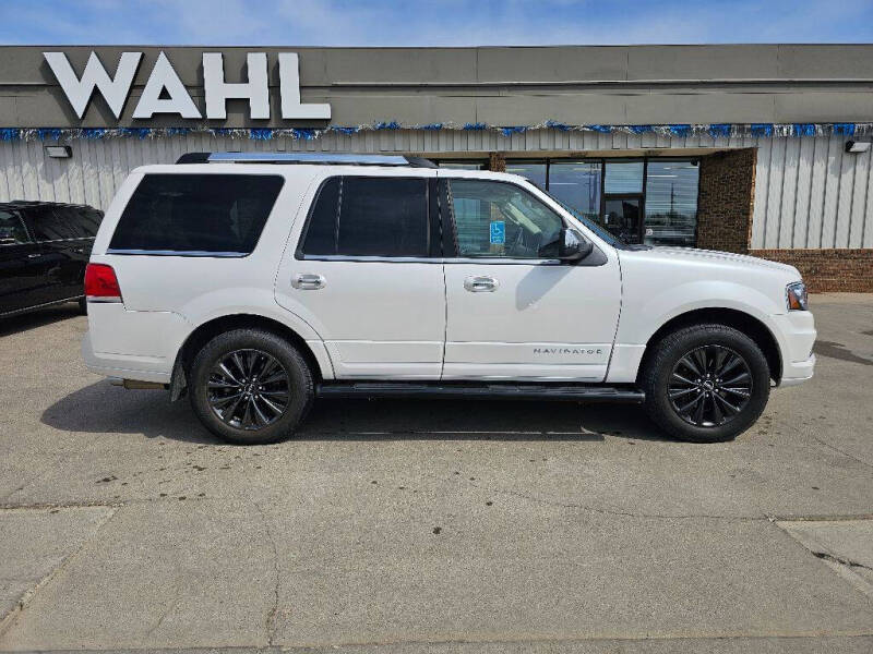 2017 Lincoln Navigator Select