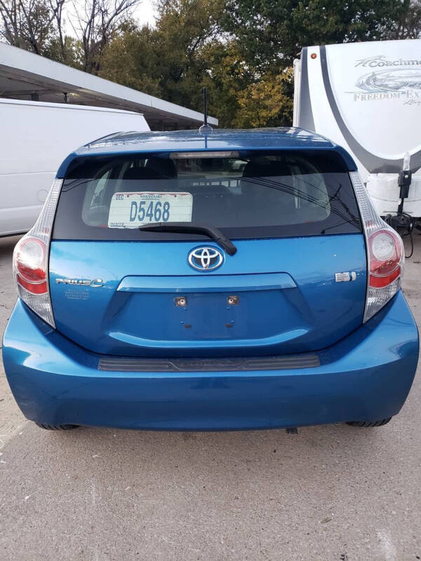 2014 Toyota Prius c One