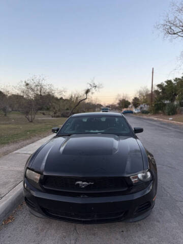 2011 Ford Mustang V6
