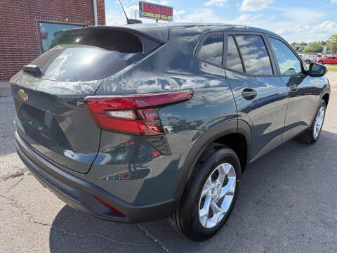 2025 Chevrolet Trax LS